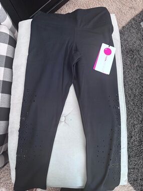 Yogalicious Black Laser-Cut Leggings Size S
